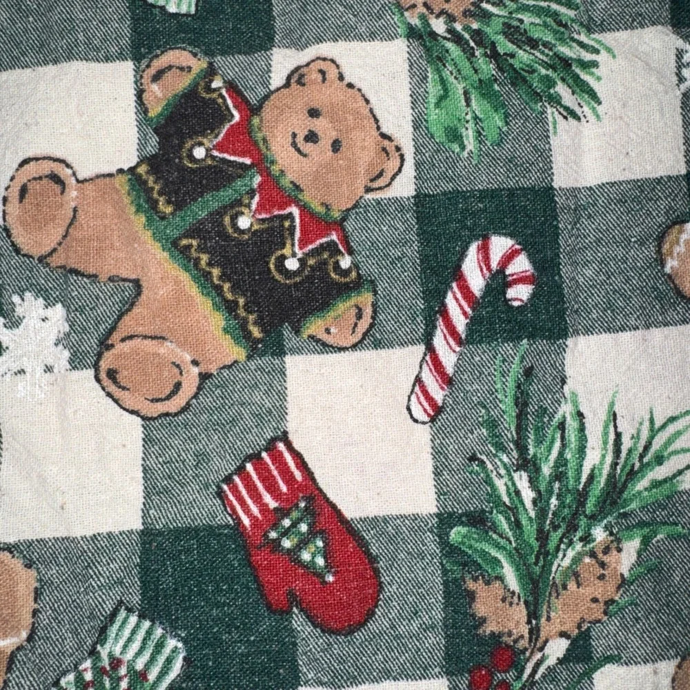 Christmas Tablecloth 44x58 Green Buffalo Check Teddy Bear Gingerbread Holiday